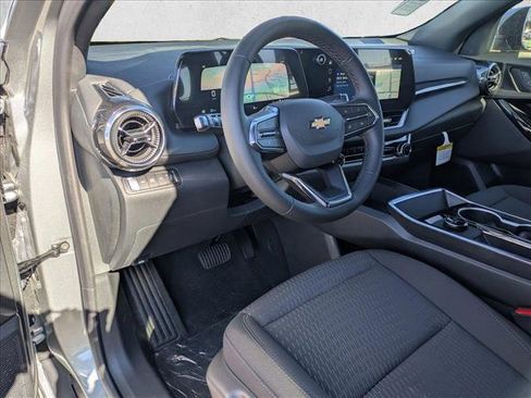 New 2026 Chevrolet Equinox LT AWD/4WD image 3