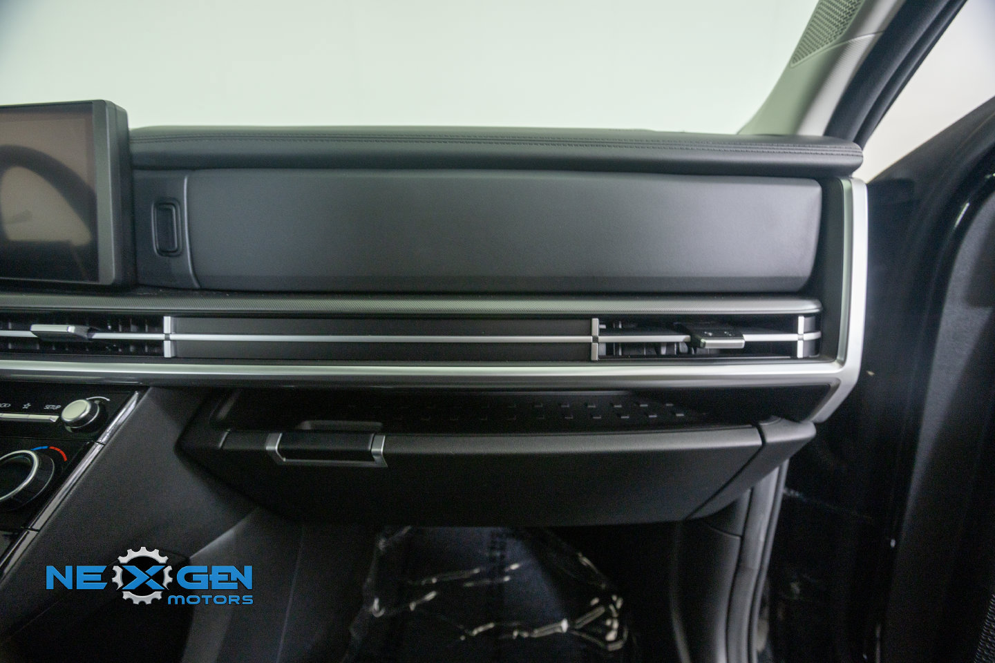 Used 2025 Hyundai Santa Fe XRT AWD/4WD image 8