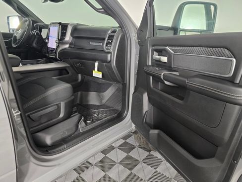 New 2026 RAM 3500 Big Horn AWD/4WD image 40