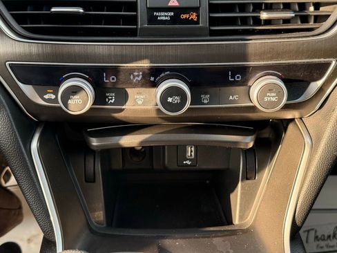 Used 2018 Honda Accord LX image 21