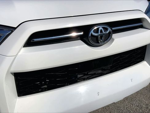 Used 2023 Toyota 4Runner SR5 image 28