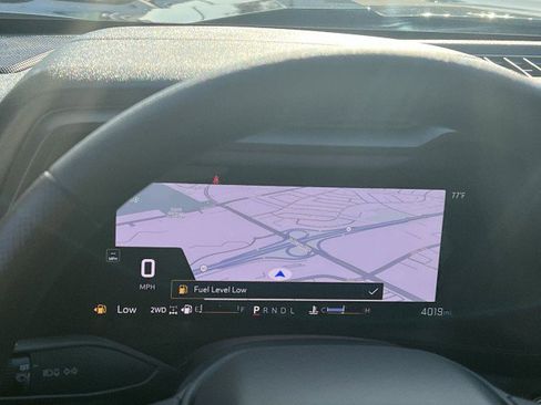 Used 2025 Chevrolet Colorado Trail Boss image 12