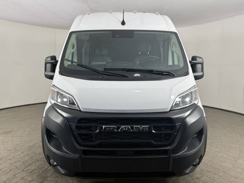 Used 2026 RAM ProMaster 2500 w/ Convenience Group FWD image 2