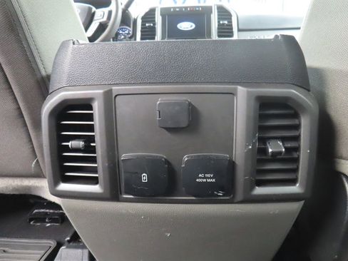 Used 2019 Ford F250 XLT w/ XLT Premium Package AWD/4WD image 14