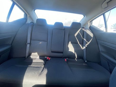 Used 2025 Nissan Altima 2.5 SV image 38