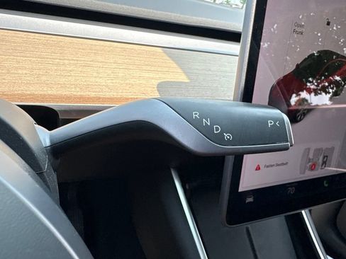 Used 2020 Tesla Model Y Long Range AWD/4WD image 26