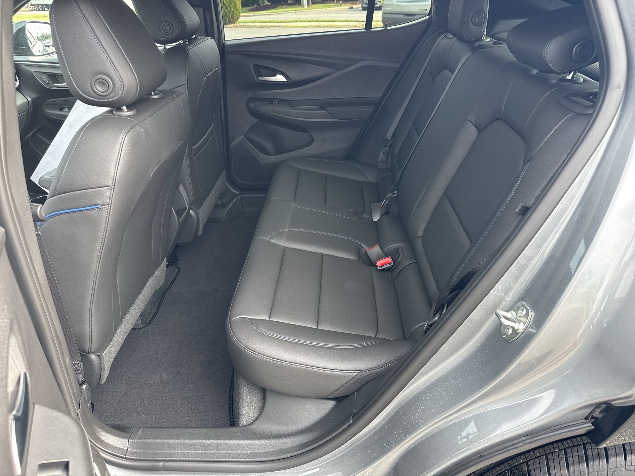 New 2026 Buick Envista Sport Touring w/ Convenience I Package FWD image 17