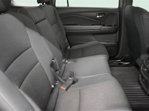 Used 2021 Honda Passport Sport image 18