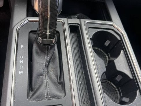 Used 2018 Ford F150 Raptor w/ Equipment Group 802A Luxury AWD/4WD image 8