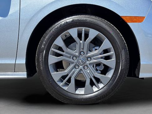 Certified 2026 Honda Odyssey Touring image 12
