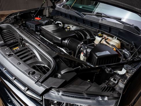 Used 2019 Chevrolet Silverado 1500 RST w/ All-Star Edition image 36