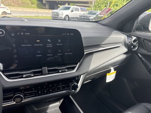 New 2026 Chevrolet Equinox LT AWD/4WD image 23