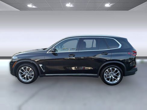 Used 2026 BMW X5 sDrive40i w/ Premium Package RWD image 2
