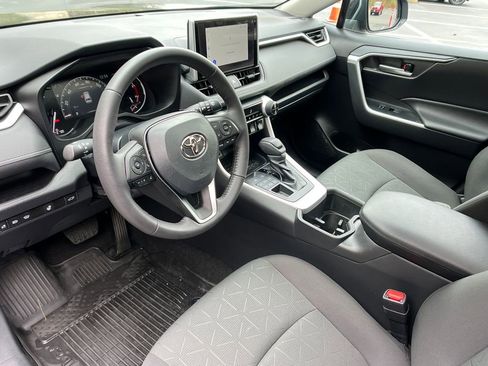 Used 2023 Toyota RAV4 XLE w/ Convenience Package AWD/4WD image 10