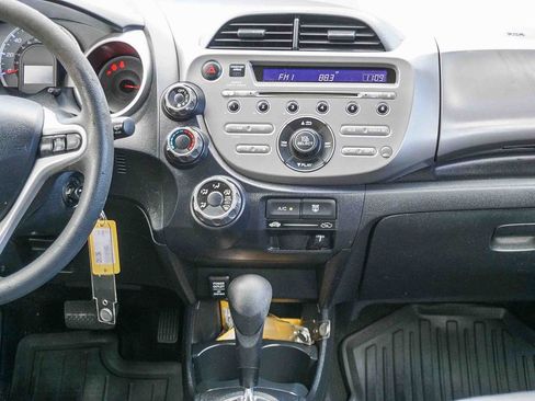 Used 2013 Honda Fit image 16