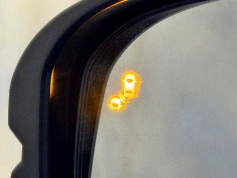 Used 2025 Honda CR-V EX-L image 18