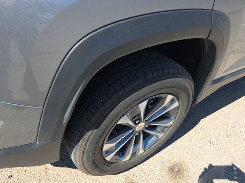 Certified 2025 Chevrolet Equinox LT w/ Convenience Package II image 5