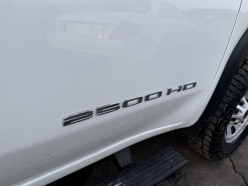 Used 2021 GMC Sierra 2500 4x4 Crew Cab w/ Convenience Package image 30