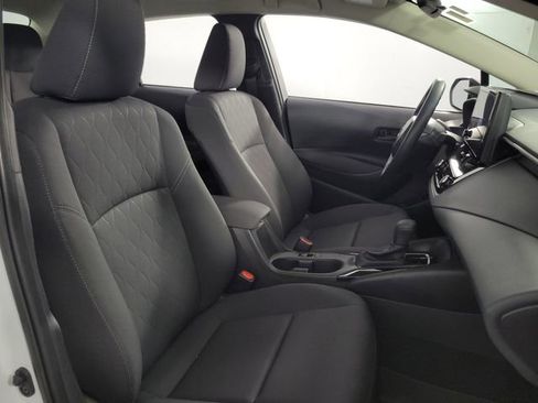 Used 2025 Toyota Corolla LE FWD image 15