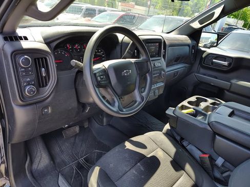 Used 2021 Chevrolet Silverado 1500 Custom Trail Boss w/ Midnight Edition AWD/4WD image 11