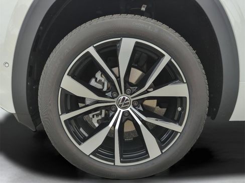 New 2026 Volkswagen Atlas SEL Premium R-Line image 47