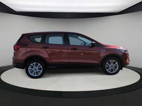 Used 2019 Ford Escape S image 9
