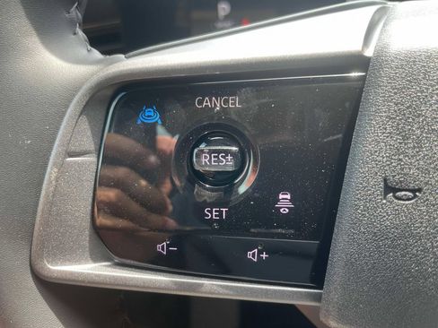 New 2026 Nissan Leaf Platinum+ w/ Cargo Package (Platinum+) FWD image 23
