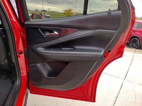 Used 2024 Chevrolet Blazer EV LT image 25