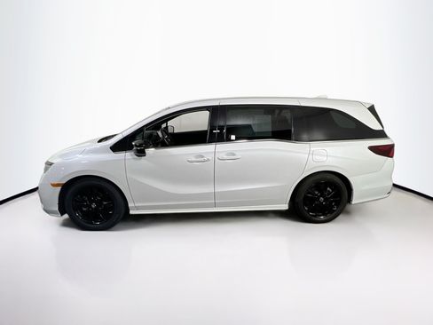 Used 2023 Honda Odyssey Sport image 8