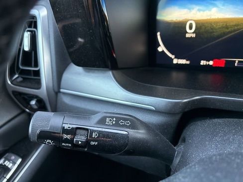 Used 2023 Kia Sorento SX image 20