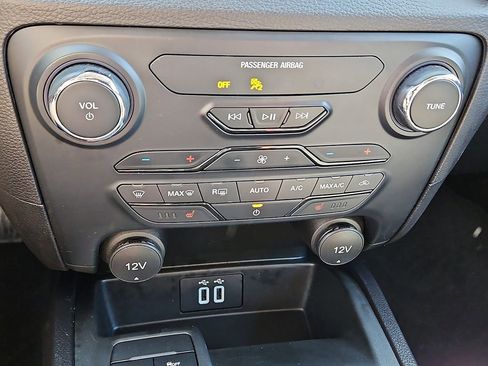 Used 2023 Ford Ranger XLT w/ Equipment Group 302A High image 18