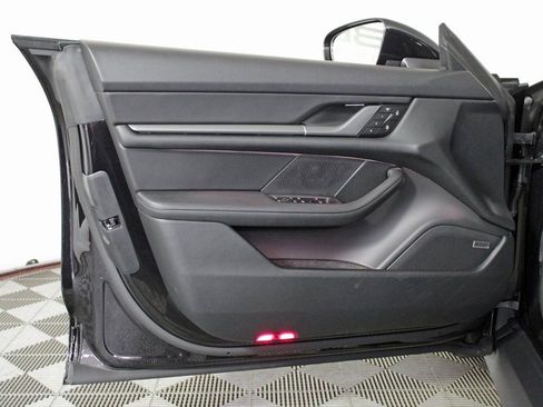 Certified 2025 Porsche Taycan image 15