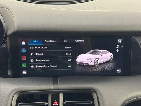 Used 2021 Porsche Taycan image 29