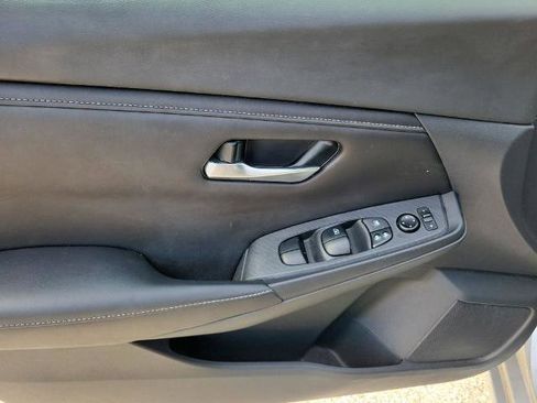 Certified 2021 Nissan Sentra SV FWD image 21