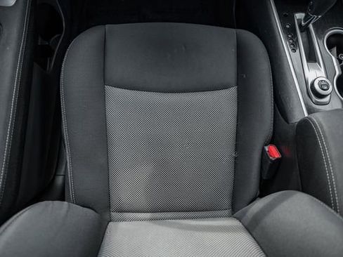 Used 2017 Nissan Pathfinder S image 28