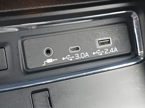 Certified 2024 Subaru Ascent Premium w/ Convenience Package image 25