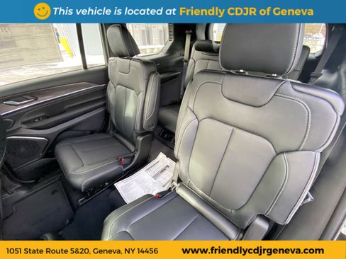 New 2025 Jeep Grand Cherokee L Overland image 11