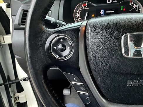 Used 2017 Honda Ridgeline RTL image 12