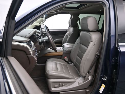 Used 2020 GMC Yukon XL Denali w/ Enhanced Security Package image 27