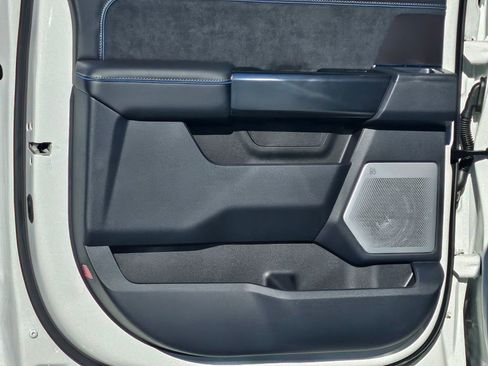 New 2026 Ford F350 Platinum w/ FX4 Off-Road Package image 36