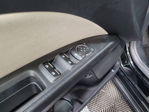 Used 2018 Ford Fusion S image 27