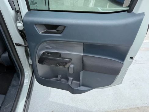 Certified 2024 Ford Maverick XL FWD image 33