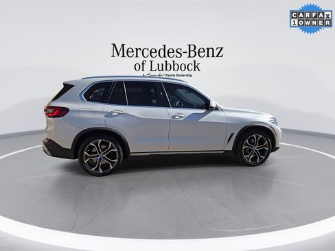 Used 2021 BMW X5 xDrive40i w/ Executive Package image 9