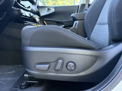 New 2025 Kia Soul EX image 22
