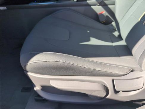 New 2026 Hyundai Elantra Sport image 4