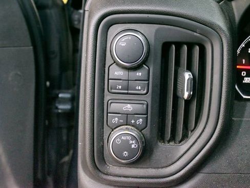 Used 2021 Chevrolet Silverado 1500 Custom Trail Boss w/ Safety Confidence Package AWD/4WD image 13