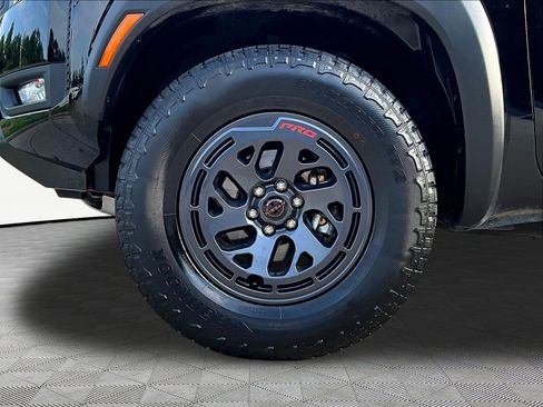 Used 2026 Nissan Frontier PRO-4X AWD/4WD image 35
