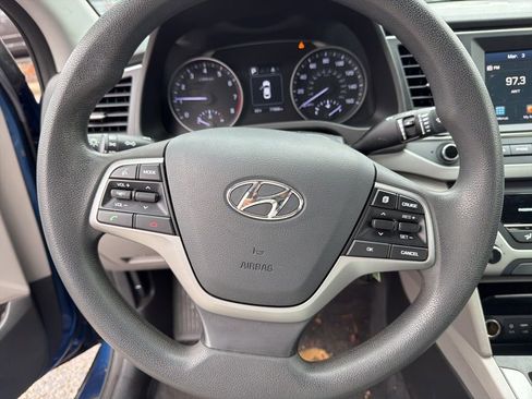 Used 2018 Hyundai Elantra SEL image 14