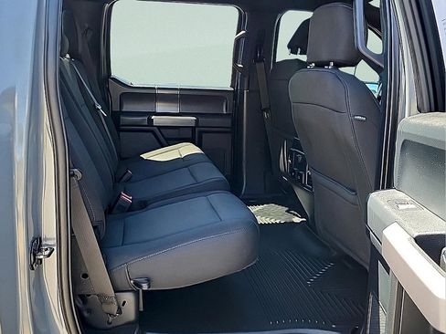 Used 2019 Ford F150 XLT w/ Equipment Group 302A Luxury AWD/4WD image 11