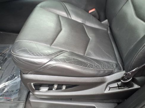 Used 2016 Cadillac Escalade ESV Luxury image 7